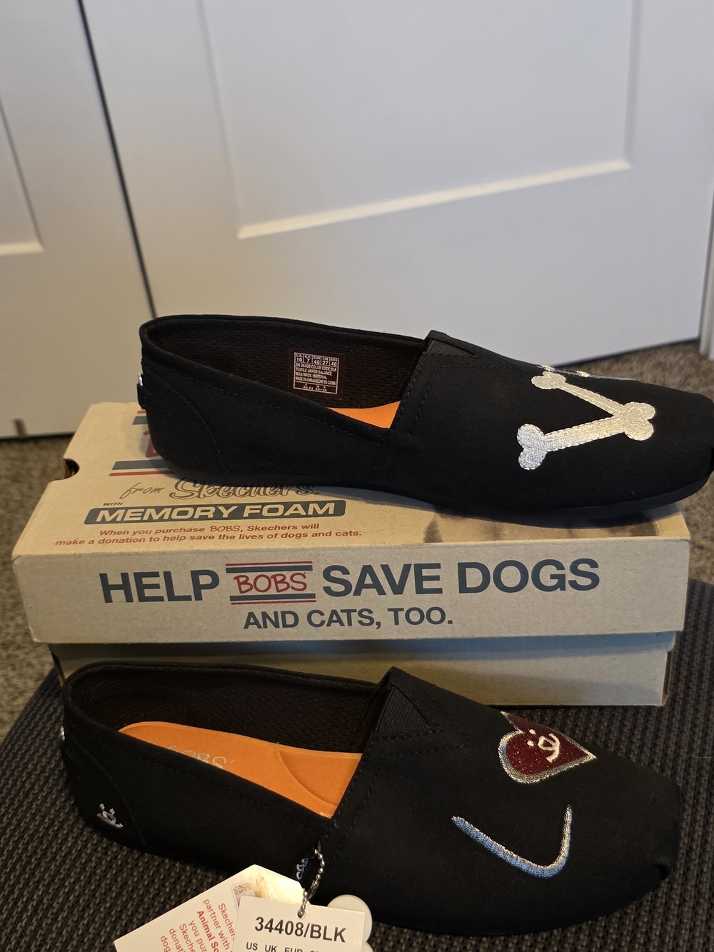 Bobs From Sketchers Women's Black 'LOVE' Slip-On Shoes Best Friends Animal Sanct - Picture 3 of 6